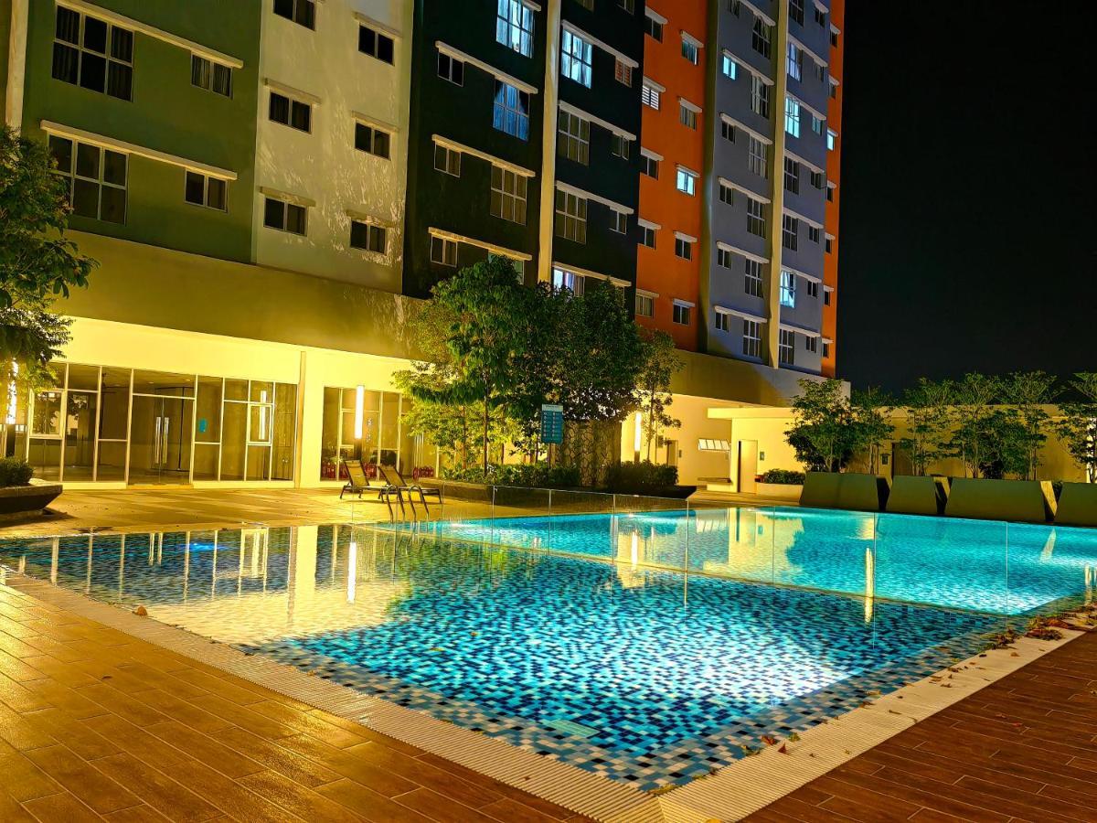 Alanis Residences Klia Kota Warisan Sepang By Dreamstay Exterior foto